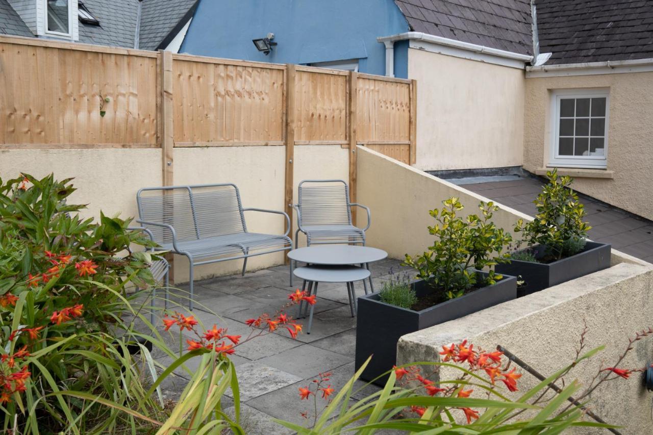 Ivydene - Beautiful Cottage, Stone Throw From Beach, Wonderful Sea Views Saundersfoot Exteriér fotografie